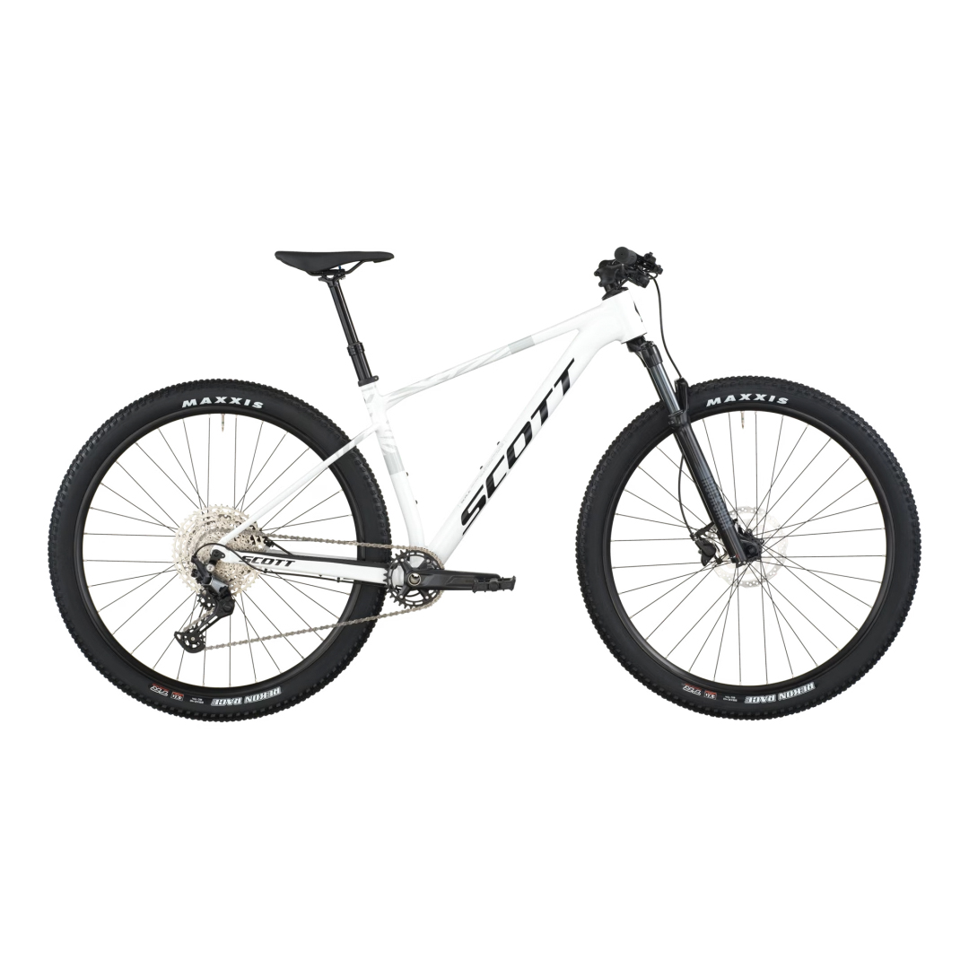 SCALE 940 WHITE MY26